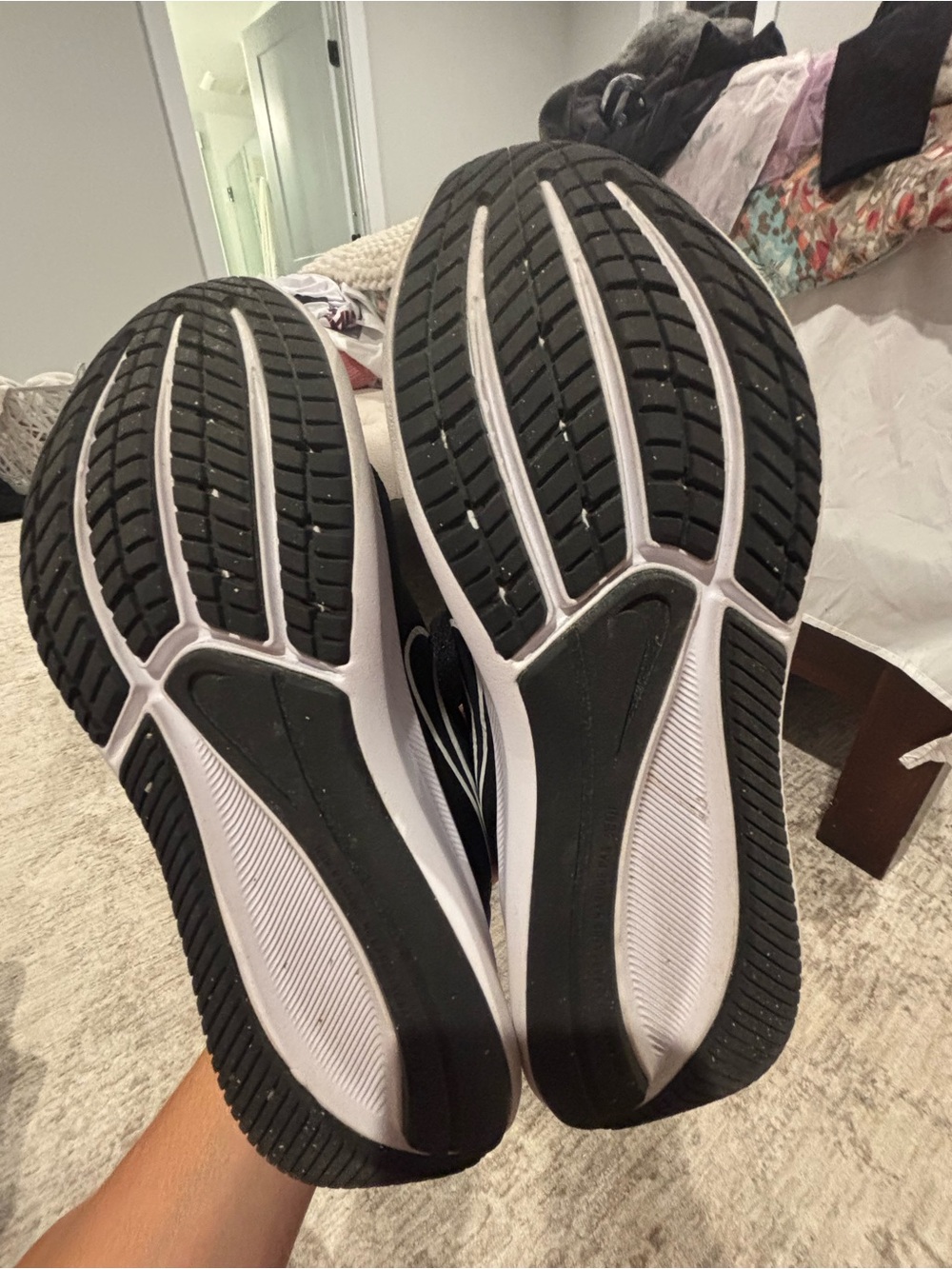 Nike StarRunner Kids Black and White Running Sneakers - Picture 6 of 6